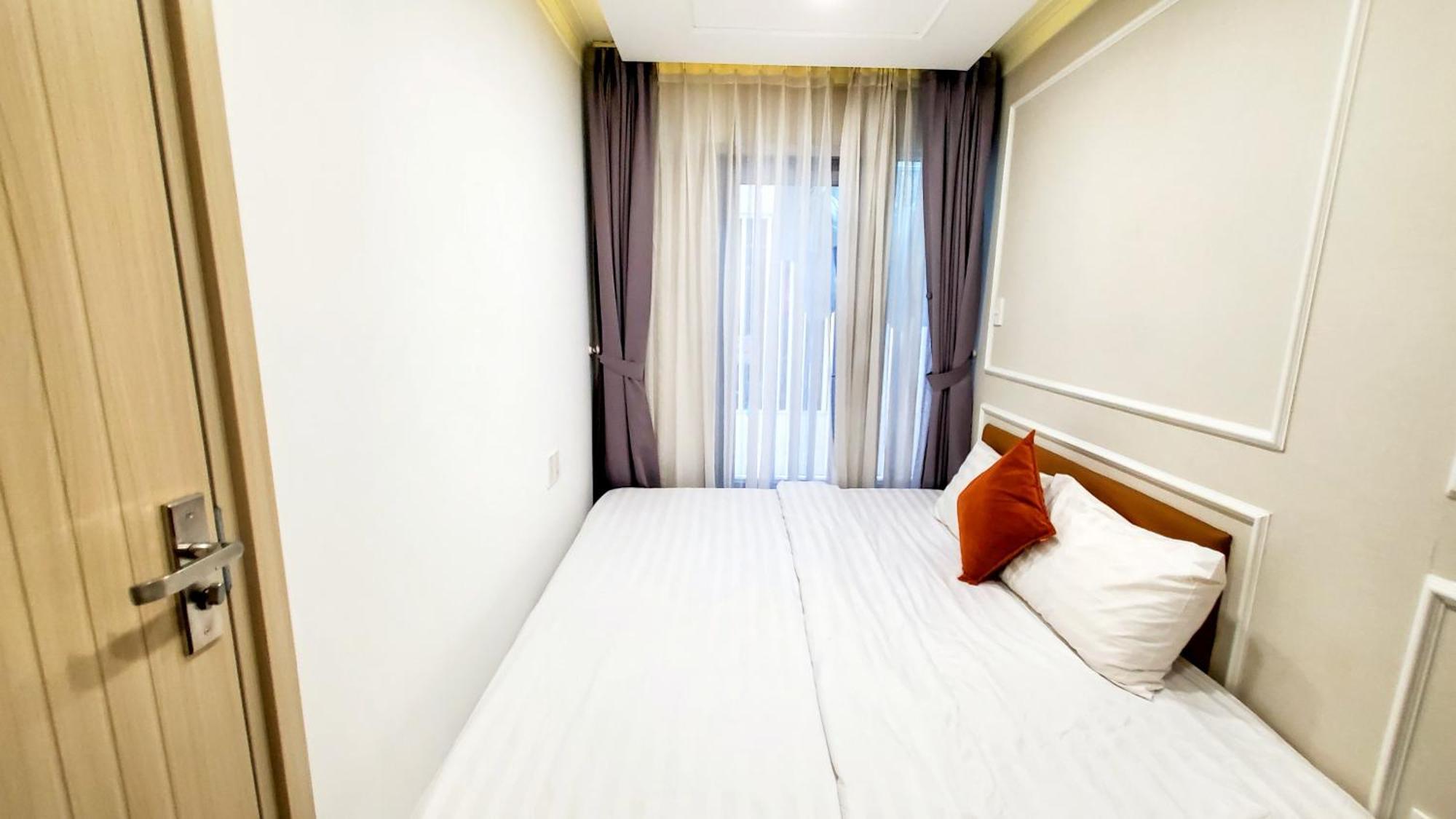 Scenic Valley Suite Ho Chi Minh City Exterior photo